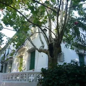 https://apartamentos-los-manueles.es-andalucia.com